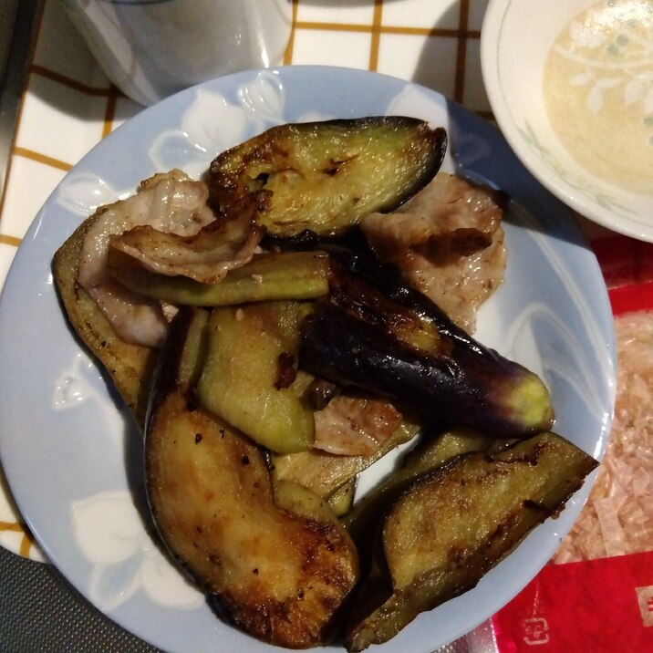 なすと豚バラ肉のポン酢炒め